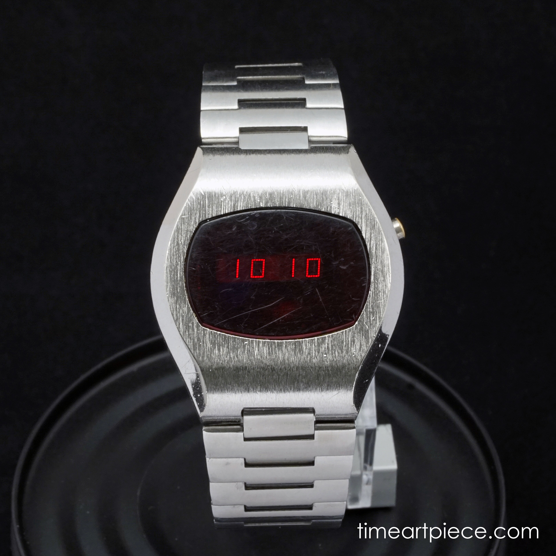 National on sale semiconductor watch